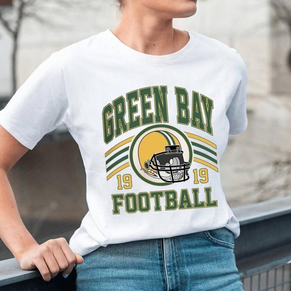 Retro Green Bay Packers Womens Football Fan Graphic Tee Nfl Game Day Shirt 159